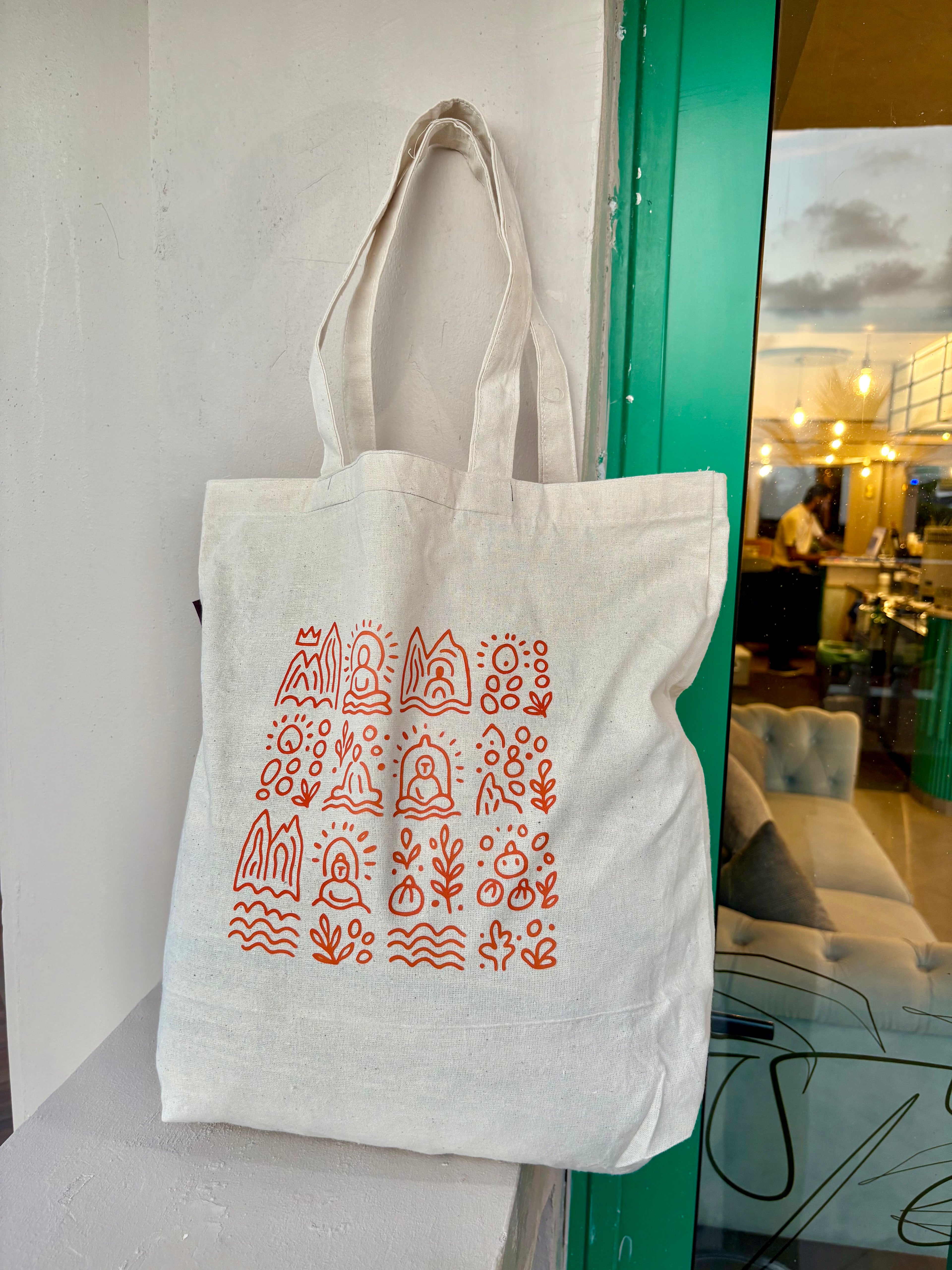 Calm the Tote Down